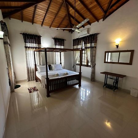 Curve Hiri Apartment Диквела Екстериор снимка